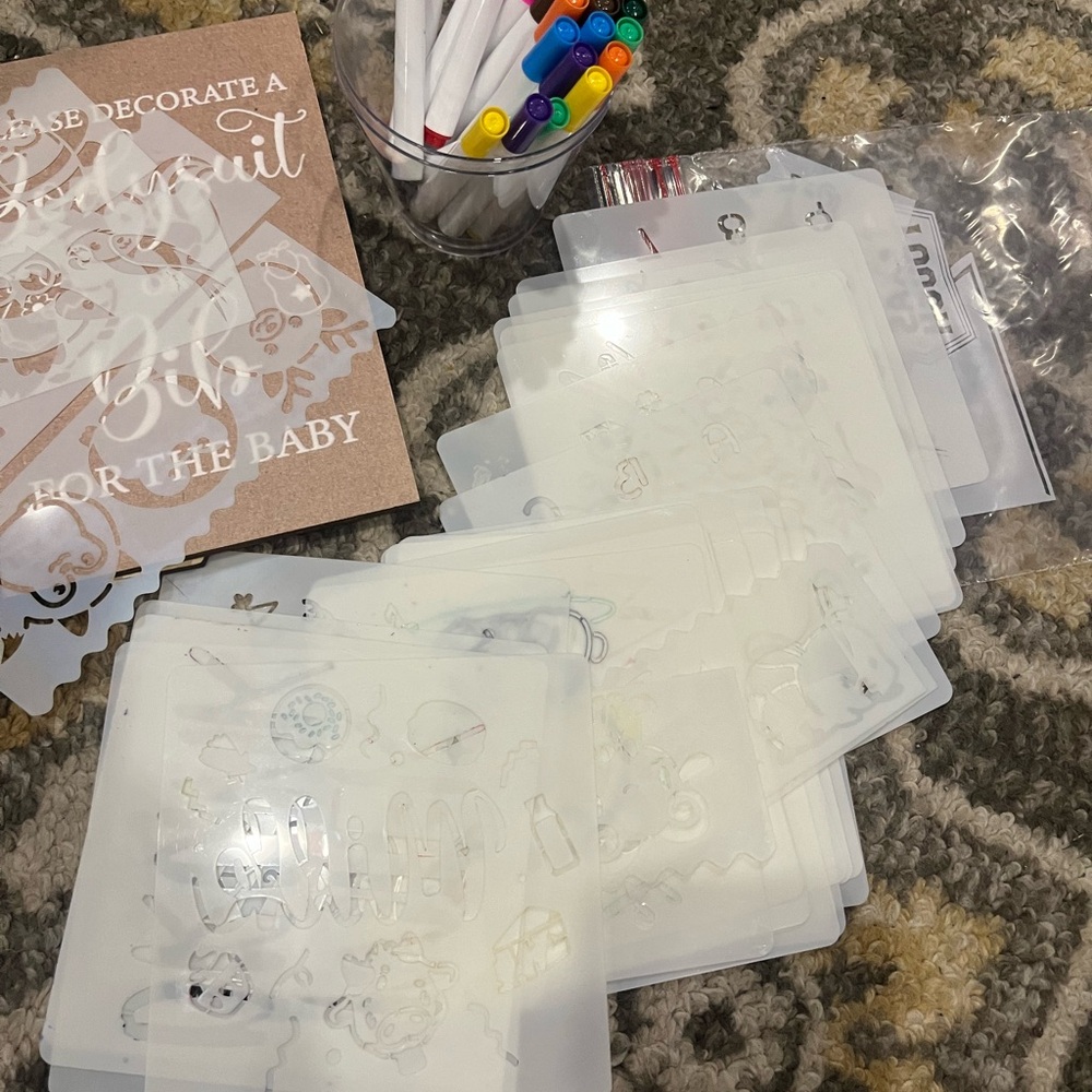 Baby shower game/activity, onesies and bib painting. - Picture 2 of 2